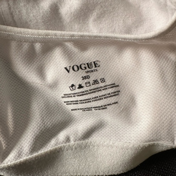 Women’s white vogue sports bra size 38D - Picture 5 of 6